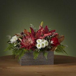 Dress The Mantel Bouquet -A local Pittsburgh florist for flowers in Pittsburgh. PA